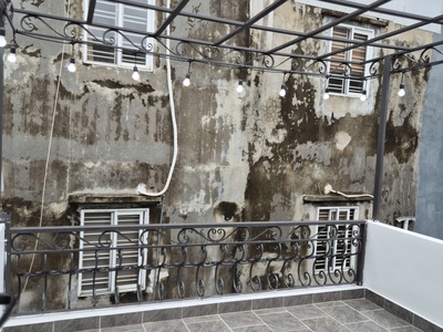 Bán nhà xây mới 30m2 x 3 tầng tại Miếu Hai Xã 18