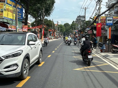 Chỉ 16 tỷ sở hữu chdv rộng 6.3m 110m2 6 lầu tmáy 14pn tn 70tr hxh thống nhất sát cityland 0