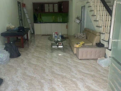 Cho thuê nhà 3,5 tầng số 146 đường hồng dương, phường đồng mai, hà đông 2