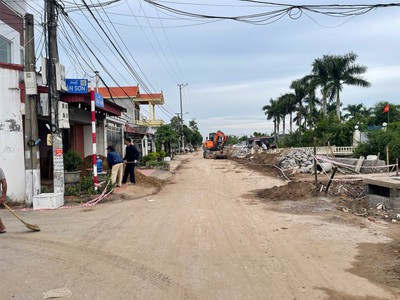 Đất mặt đường 10m tân thành   giá chỉ 2x triệu/m    lô hiếm giữa trung tâm dương kinh   zalo 0567 2