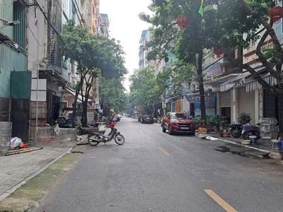Bán nhà mp lý thường kiệt- hà đông, 30mx5 tầng, phân lô- ô tô tránh, kinh doanh bất chấp 12.45 tỷ. 0