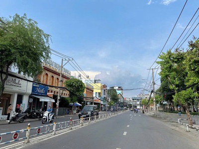 Biệt thự mini ngang 8m 120m2 mái thái hẻm 183 nguyễn văn khối tặng sân vườn đl 13 tỷ hơn 2