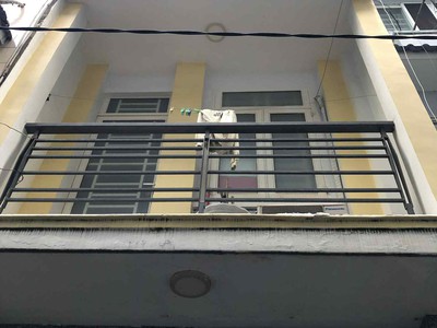 Bán nhà nguyễn thiện thuật - p2 - xe hơi đến cửa - hàng hiếm q3 - 3.2x6.8m- 4 tầng - 3pn.mt 138 1
