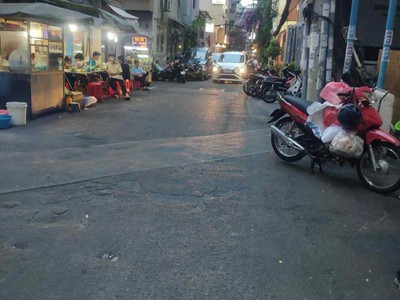 Bán nhà hxh 5m thông  - trần hưng đạo - p.cầu kho - sát mặt tiền - kinh doanh chất - bán đất tặng 1