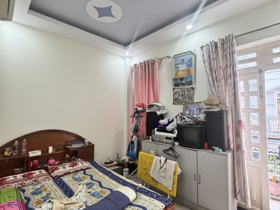 Bán nhà 4 tầng, 4pn, đường số 22, tăng nhơn phú b, q.9, tp hcm. dt 53m2, sh, 6.9 tỷ. 2