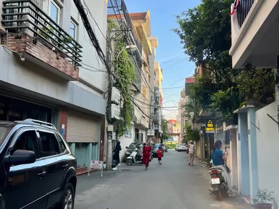 Bán nhà ngô quyền- hà đông 40mx4 tầng  ô tô tránh - full nội thất đẹp 10.86 tỷ. 0