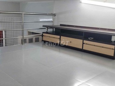 Cho thuê phòng 20m    gác lửng 10m  tại quận 1   giá dễ thương 3