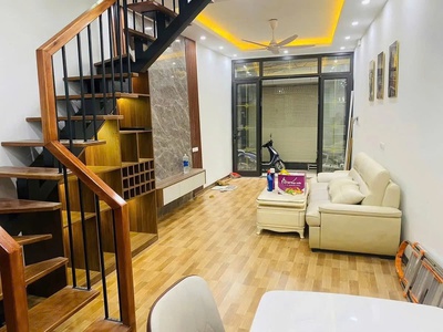 Bán nhà huyền kỳ 35mx5 tầng, ngõ rộng, lô góc,  ô tô tránh, gần phố, gần trường, trạm 5.85 tỷ. 0