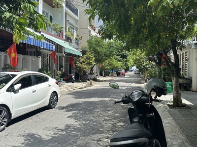 Hạ giá chào giá chào mới 6.4 tỷ  67.5 m2 ngang 4.5m 0