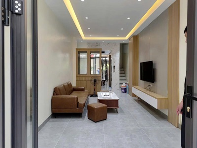 Bán nhà ngô thì sỹ - hà đông dt 34m x 5 tầng , giá 9.x tỷ. thang máy - ô tô tránh - ngõ thông 2