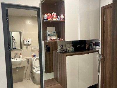 2PN2WC- 67m2 - Bán 3.75 tỷ - Đủ nội thất - Tầng 22 - Q7 Riverside 4