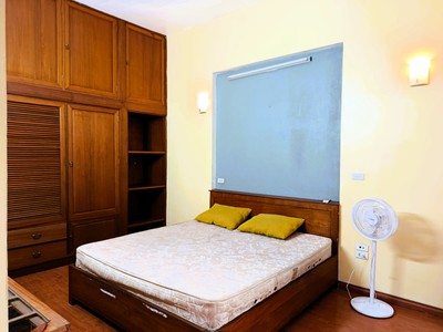 Cho thuê nhà ngõ 11 Tô Ngọc Vân   47m2 - 3 tầng   3PN   15 triệu/tháng 1