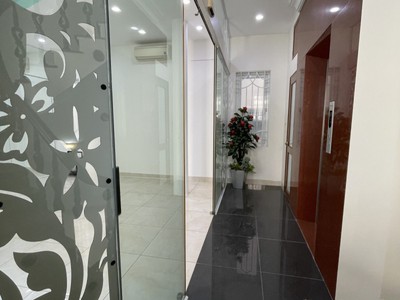 Ngõ 10 Trần Duy Hưng, xây 6 tầng, Gara ô tô trong nhà, giá 18.8 tỷ 2