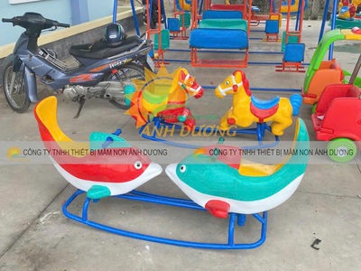 Bập bênh đôi 2 con cá trẻ em, bập bênh composite mầm non 2