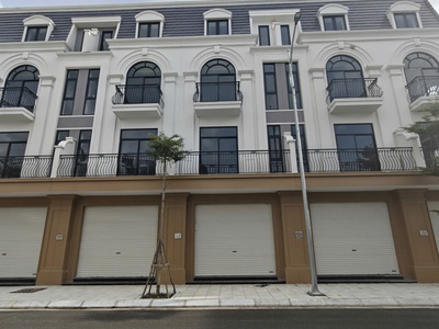 Bán Căn Ngoại Giao 75m2 View Công Viên Giá 5 Tỷ 6