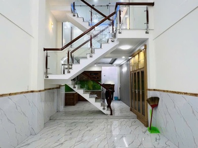 Nhà mới shr 5 tầng hxh né 50m2   trần thị hè quận 12 s 1