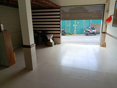 Xuân phương 42m2 5 tầng oto tránh, lô góc gần cao đẳng fpt 11 tỷ 99 2