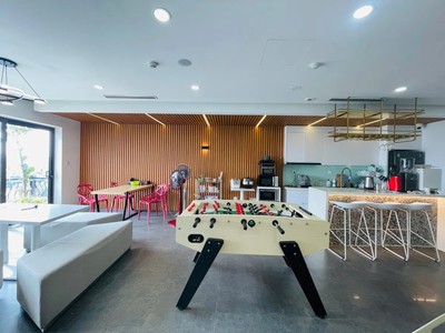 View hồ độc bản  bán tòa building 9t mp hạ đình 72m2, mt 6m, vỉa hè đá bóng, vip 1