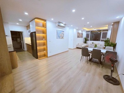 Bán gấp     căn hộ thuộc chung cư viglacera xuân phương - nhà 3 ngủ 2 vệ sinh, tất cả các phòng đều 1