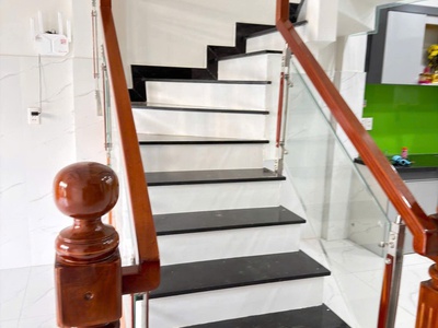 Nhà 2 tầng đường giáp văn cương -  sát biển 2