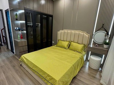 Bán nhà phố xốm 50m2, 5 tầng, ô tô tránh, ngõ thông, nhà mới ở ngay 3