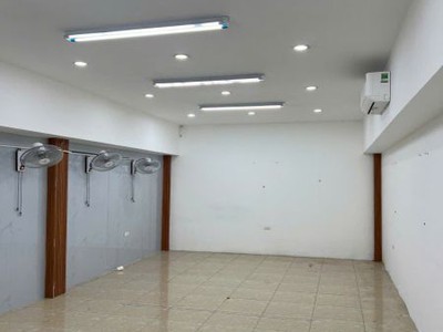 Chính chủ cho thuê nhà mặt phố 865 giải phóng   hoàng mai, hà nội 4
