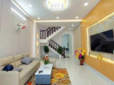 Bán nhà hxh trường chinh, phường 4, tân bình  4x12 , 3 lầu  9 tỷ 0