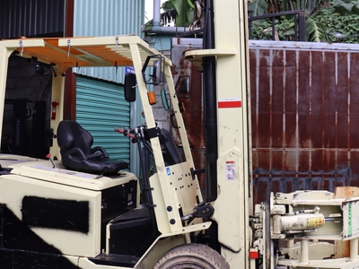 Cách để sắp xếp kho hàng tiết kiệm không gian - Ứng dụng của xe nâng hàng. 0
