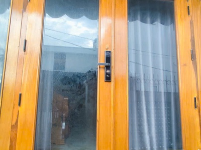 Bán nhà 3 tầng , nội thất gỗ 90 đẹp gần kdt vính điềm trung- chỉ cần xách vali vào ở luôn  4