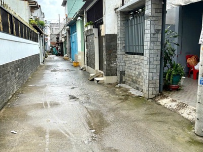 Nhà q7 nở hậu 4,5x23, gần mặt tiền, sân trước sau, 2 phòng trọ riêng   7,5 tỷ 1