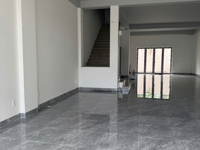 Nhà mặt tiền phạm văn đồng, ngay gigamall. dt 7.4x29 nhà 1 trệt 2 lầu mới xây 4