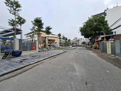 Bán đất ngọc thụy long biên, mặt phố kinh doanh 4