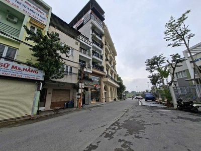 Bán đất ngọc thụy long biên, mặt phố kinh doanh 0