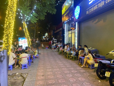 Sang nhượng nhà hàng đang hoạt động ổn định   kinh doanh bún ốc, hải sản   long biên, hà nội 4