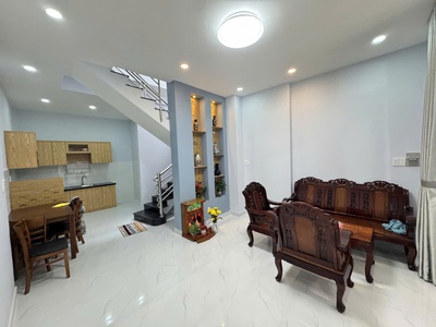 Nhà mới ở ngay trần văn ơn tân sơn nhì ngay chợ gần mặt tiền 45m2-2 tầng nhỉnh 4ty 0