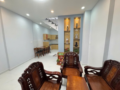 Nhà mới ở ngay trần văn ơn tân sơn nhì ngay chợ gần mặt tiền 45m2-2 tầng nhỉnh 4ty 1