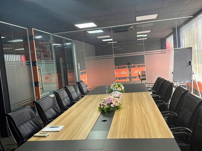 Quận 1   mặt bằng đẹp lắm   cho thuê tầng 1, 2, 3 và trệt , dt : 180 m2   mỗi tầng   tel : 3