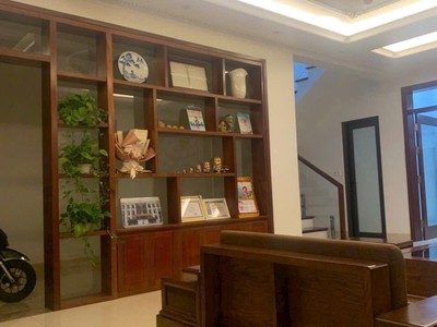 Bán căn nhà vườn KĐT Tuệ Tĩnh, ph Thành Đông, Tây HP, 135m2, mt 8m, 3 tầng, 5 ngủ, 10.5 tỷ 1