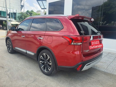 Mitsubishi Outlander 2.0 CVT 3