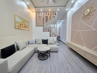 Bán nhà cầu diễn, 35m2, 5 tầng dân xây, cách ô tô tránh 10m, giá chỉ 7 tỷ 0