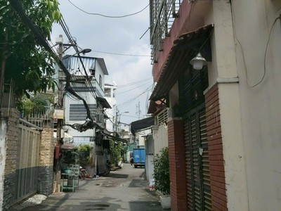 Bán nhà gò vấp quang trung, hẻm xe hơi, gần vincom, 61m , 4pn, nở hậu, 5.78 tỷ tl 1