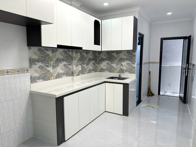 Bán nhà mới xây 2 tầng sát hxh 137 âu dương lân p2q8 1