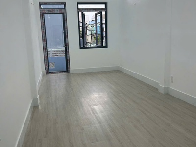 Nhà 3 tầng mới ở hậu l đường nguyễn thị tần p. chánh hưng. giá 5,59 tỷ tl 3