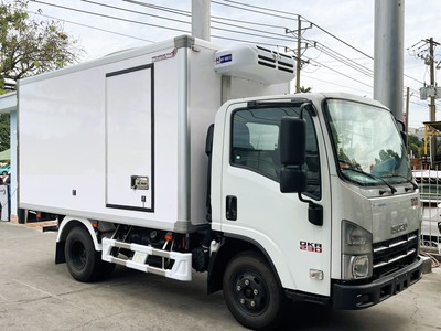 Isuzu qkr 230 tải 1.9 tấn thùng đông lạnh dài 3.6m trả trước từ 250tr nhận xe tải isuzu 1