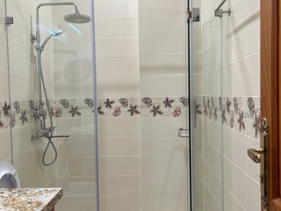 Nhà mới 2 mặt hẻm 3 tầng nở hậu 8m sát đường trần bình trọng p2q5. giá 9.8 tỷ 3