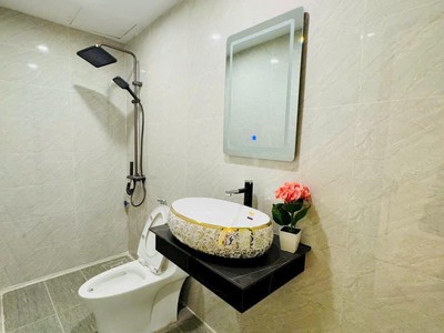 Bán nhà phố xốm 48m2, 5 tầng, lô góc, ô tô tránh, nhà mới đẹp ở ngay 4