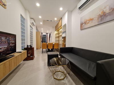 Bán nhà đẹp  phan đình phùng - pn- 49m2 - 4 pn - ban công thoáng - full nt -11.x 0