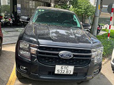 Cho thuê 3 xe bán tải giá tốt 4
