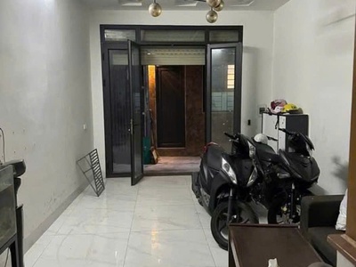 Bán nhà trong ngõ phố quan nhân -  33m 5 tầng 8,05 tỷ ba gác thông - sổ đỏ vuông vắn 0
