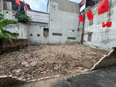 Bán đất việt hưng long biên   lô đất vuông đẹp 65m , mặt tiền 6.5m, vị trí hiếm có 0